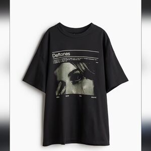 H&M Divided Oversized Black Graphic Band Tee Deftones